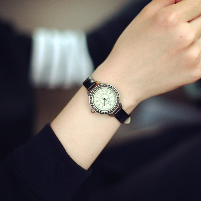 Ladies vintage leather watch brown retro roma quartz