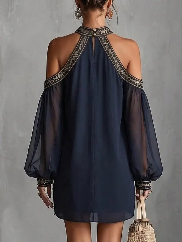 Robe sans bretelles brodée – Manches lanternes transparentes, épaules dénudées, coupe ample et affinante, style resort
