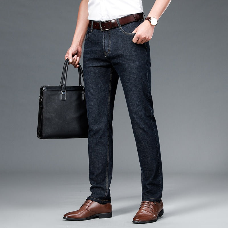 Jean homme coupe droite – Coton, fin, taille médiane avec élasticité, style classique