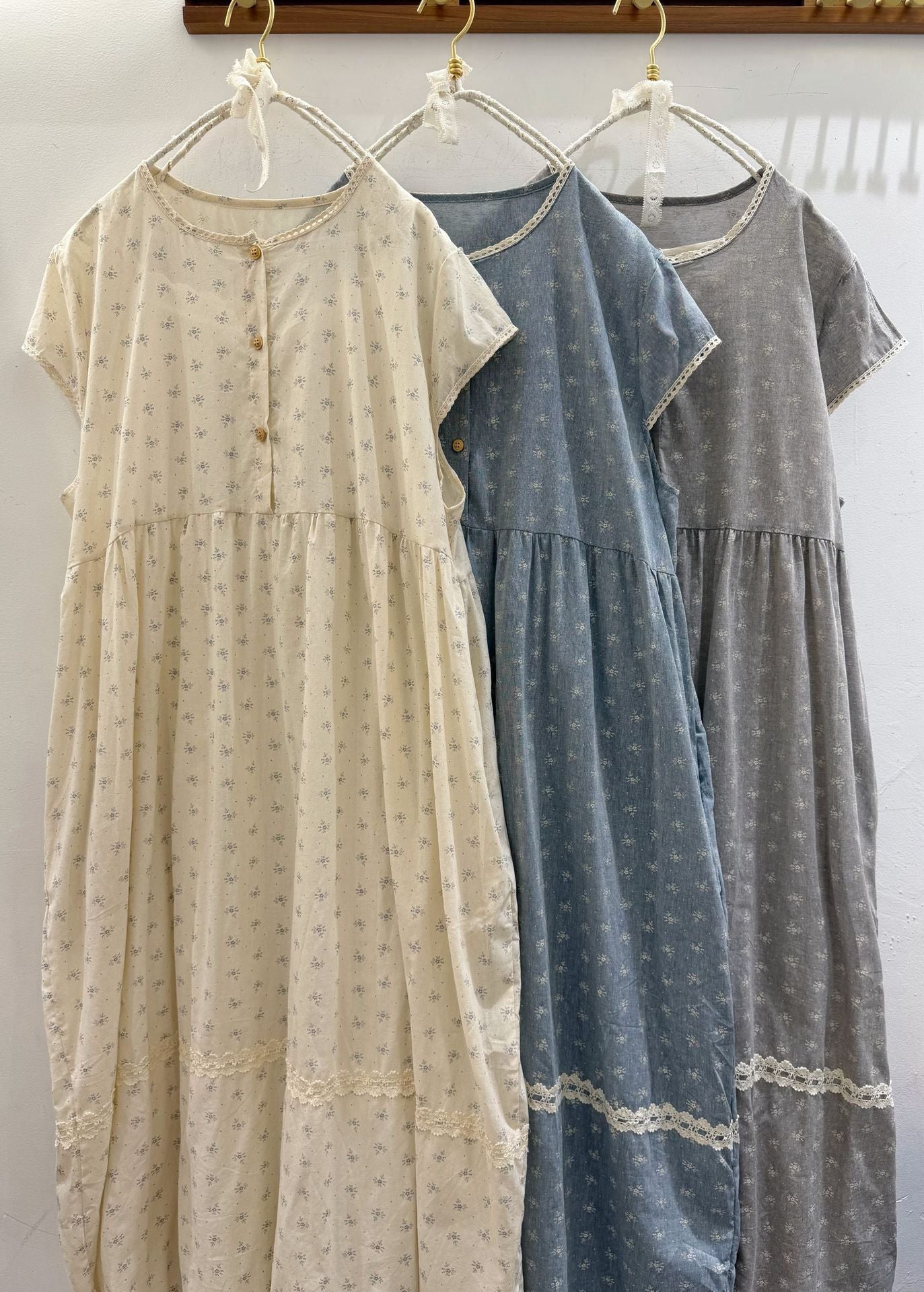 Short sleeved floral dress