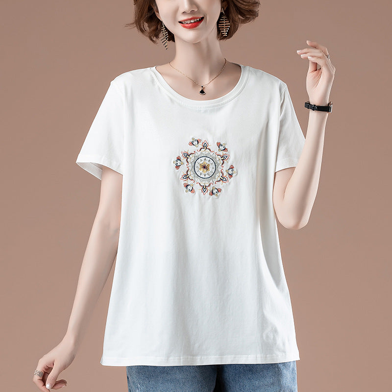 Embroidered short sleeved shirt