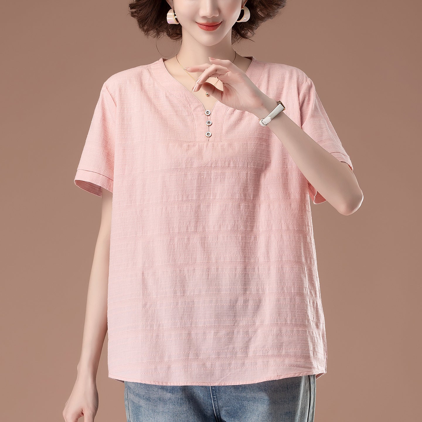 Women's short sleeved shirt