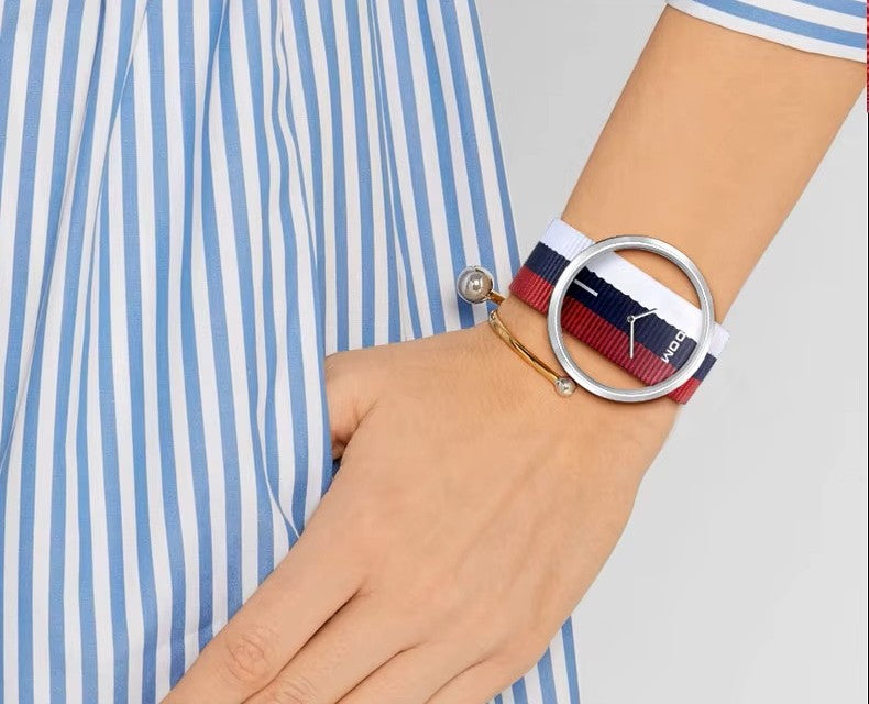 Montre Élégante Femme DOM Décontractée Étanche 30m Quartz Bracelet en Cuir Véritable