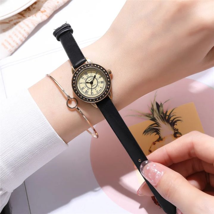 Montre en cuir vintage pour femme, marron, rétro, à quartz Roma
